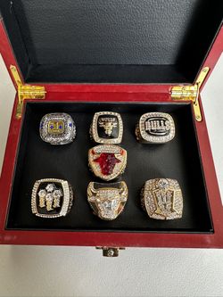 Michael Jordan Bulls Championship Ring Set