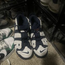 Nike More Uptempo Size 8.5 Olympic 