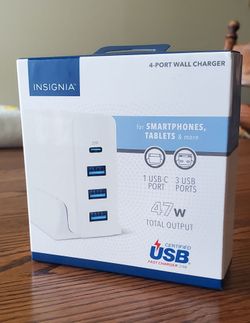 Wall Charger 4 Port USB Charger - Insignia - New
