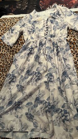 Women’s blue floral dress