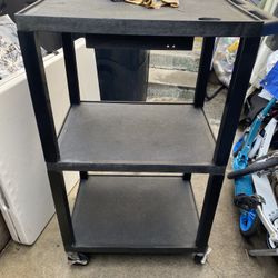 Quartet Rolling Cart 18”X24”X42”