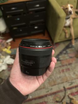 Canon EF 85mm f/1.2L 11 USM Lens