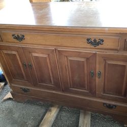 1961 32” Tall Lane Cedar Chest