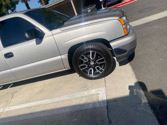 GMC Denali wheel or Chevy