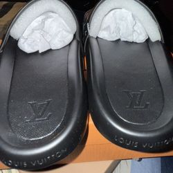 Black Slides Size 10 