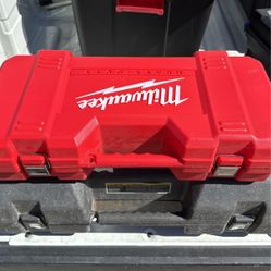 Milwaukee 12 Amp reciprocating saw