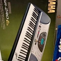 Yamaha Psr-240 Keyboard