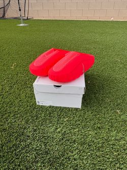 Nike mind slides