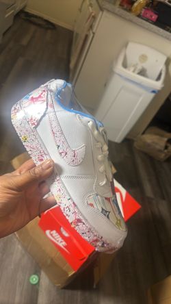 Women Nike customs