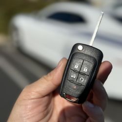 Chevy Camaro 2014 Flip Key (OEM)