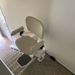 Stairlift Harmar -Rave 2  NEW , 1 Year Warranty . Installed 