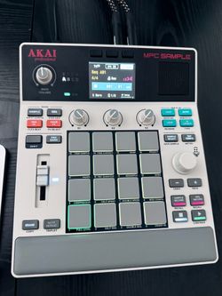 Akai Professional MPC Sample Standalone Portable Sampler, Sequencer and Effects Processor, with Rechargeable Battery, USB-C, Built-in Speaker and Micr