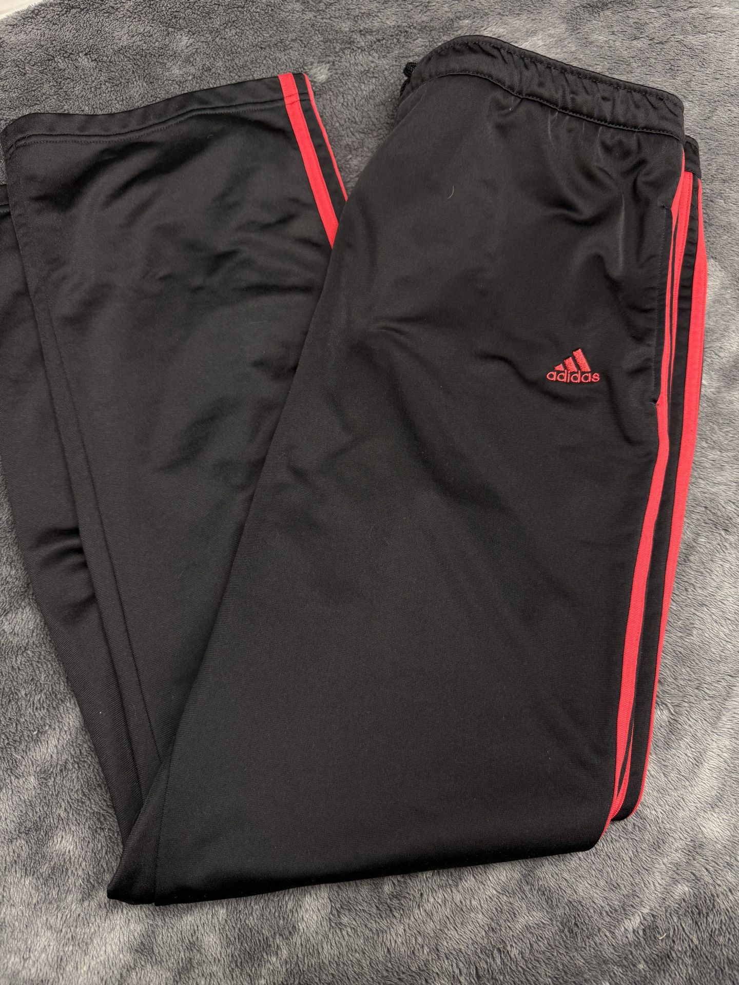 Adidas Men’s XL Athletic Pants in good shape!
