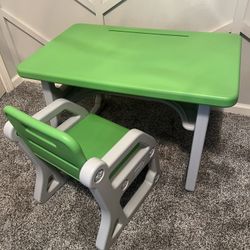 Kids Desk And Chair