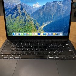 MacBook Air M2 Brand New
