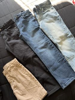 Cat & Jack Boys Straight Stretch Fit Jeans Boys Size 7 (3 Pairs + 1 Pair of Old Navy Khaki Shorts)