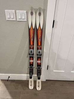 130cm Rossignol Skis