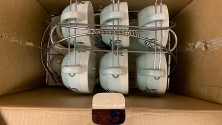 18 Pieces Of Tea Set