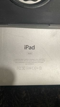 Apple iPad 16GB (Model A1219)