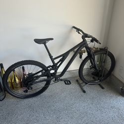 SPECIALIZED Stumpjumper Alloy