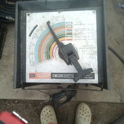 Craftsmen 220   Color Matic Arc Welder And  A US Army 220 Compressor  Both Work 