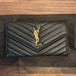 Yves Saint Laurent Wallet On Chain Gold Hardware