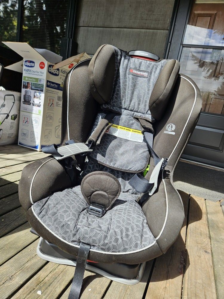 Britax Emblem Car Seat