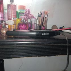 Conair Hair Straightener 