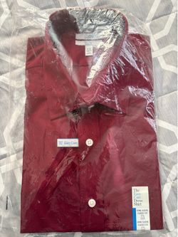 Mens dress shirt classic  fit 171/2 neck 32/33