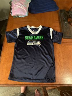 Girls size M 7/8 Seahawks shirt 