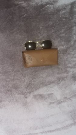 Ray Bans Sunglasses (With Case)