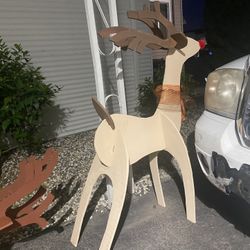 2 Hand Made Raindeers