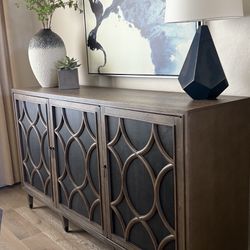 Buffet/Side Table