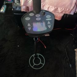 Discovery 3300 Metal Detector 