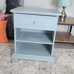 Pier One Side Table Accent 