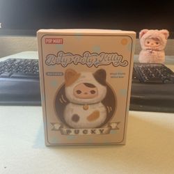 Popmart Pucky Roly Poly Kitty