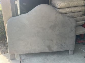 Full/Queen Headboard
