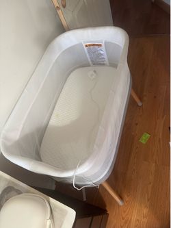 Bassinet for sell