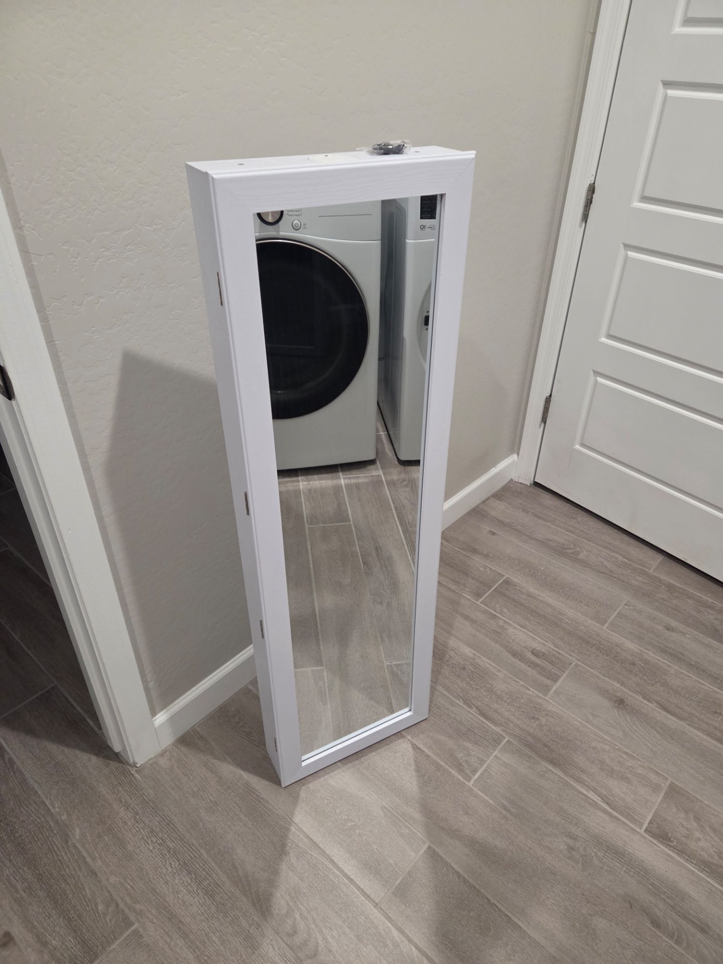 Jewerly Armoire cabinet/mirror