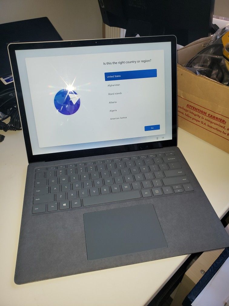 14" Surface Laptop 4 11th gen i5 16GB 500GB