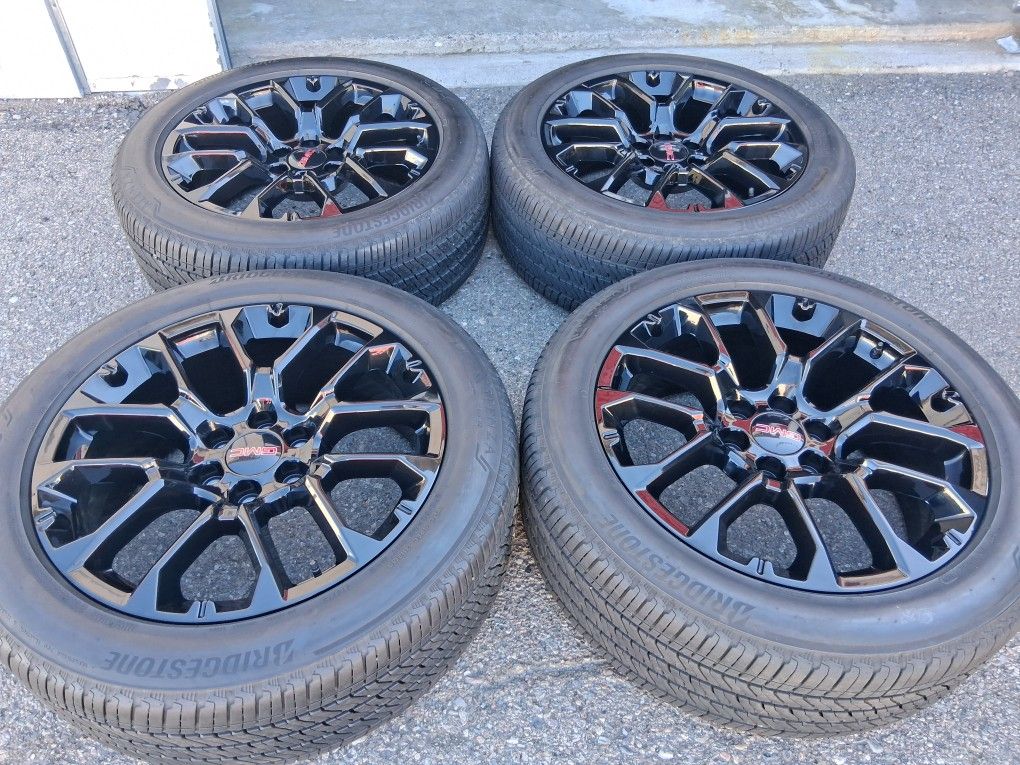 2025 OEM ORIGINAL TAKEOFFS GMC YUKON DENALI PREMIUM 22 INCH HAVE TPMS SENSORS TIRES BRIDGESTONE 97 % $ 2199