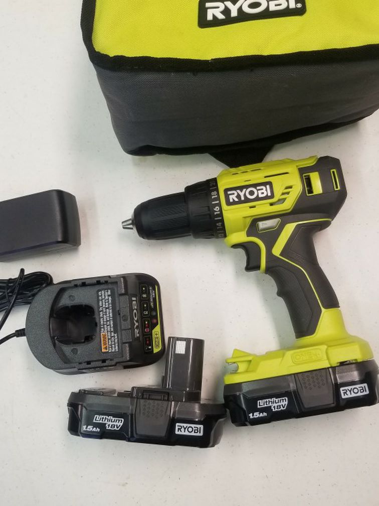 RYOBI DRILL WITH 2 BATTERIES,CHARGER AND BAG