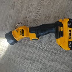 DeWalt LED Light With Battery 