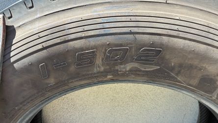 Ironman RV/Truck tire 275/70r/22.5