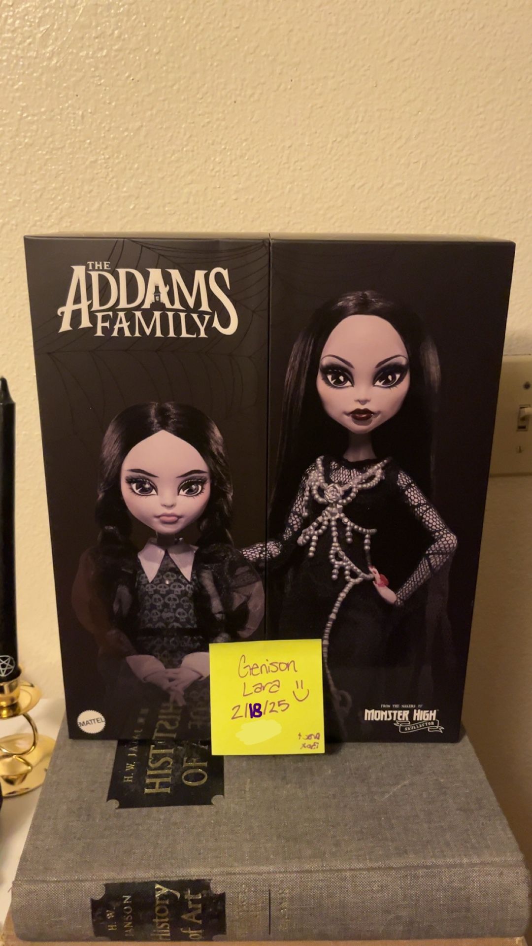 Addams Family Skullectors Box (EMPTY BOX, SLEEVE AND CARD OF AUTHENTICITY ONLY!)