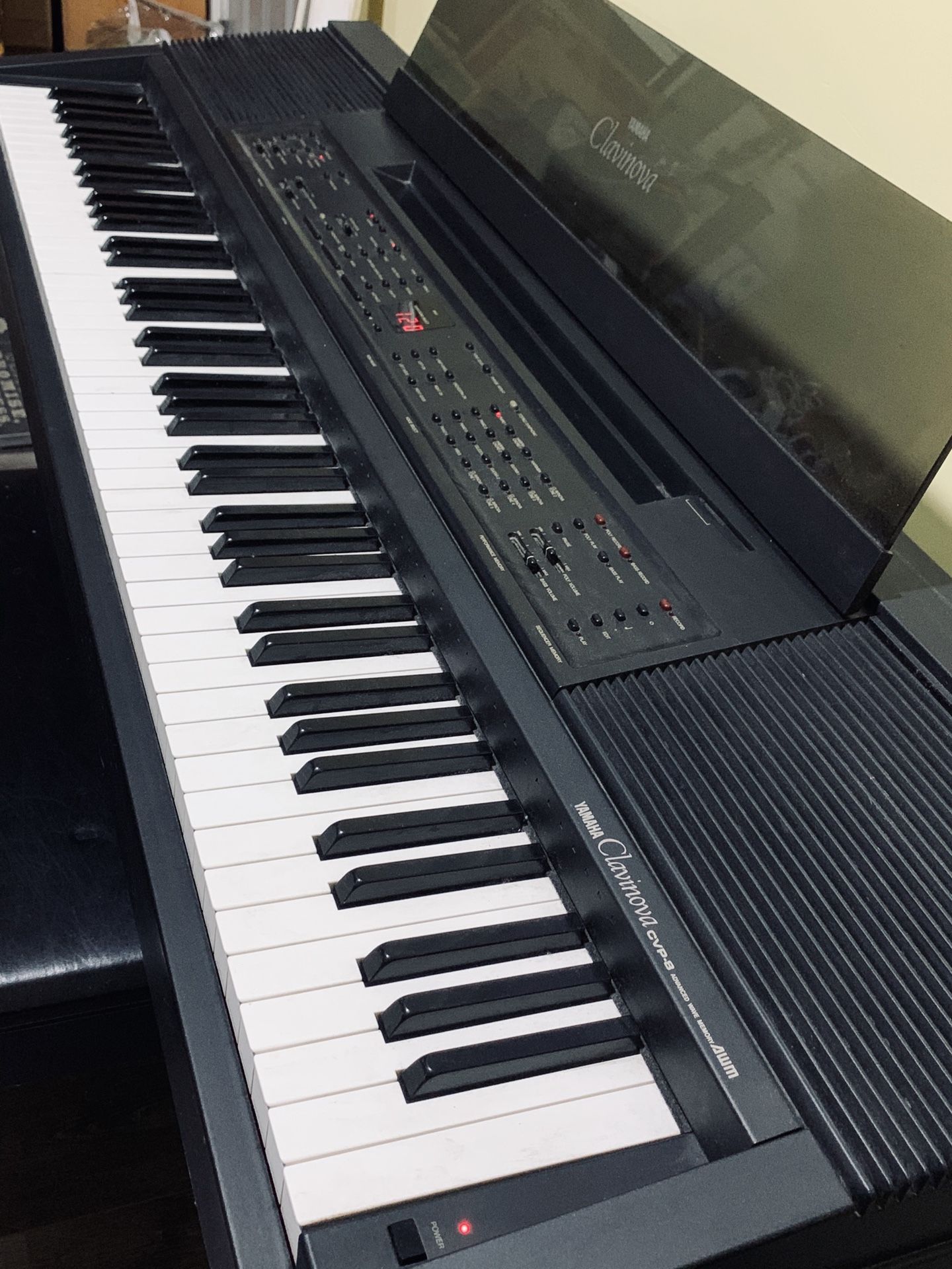 YAMAHA CLAVINOVA CVP-8 Advanced Wave Memory AWM