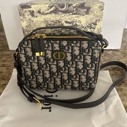 Dior Montaigne Box Bag