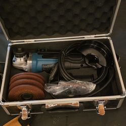 Makita angle grinder