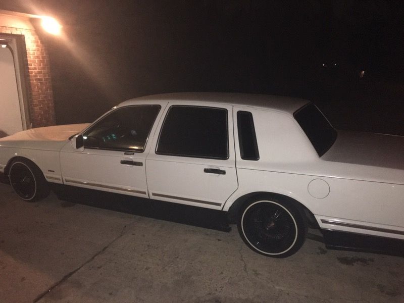 1995 Lincoln towncar hydraulic lowrider