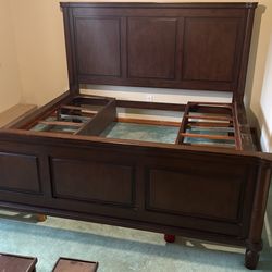 Kings Size All Wood BedFrame With 4 Slide In Storage Drawers 